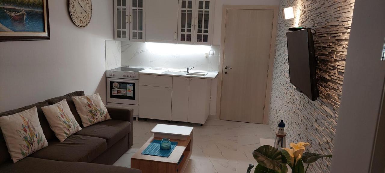 Sea View Perea Apartment Peraía エクステリア 写真